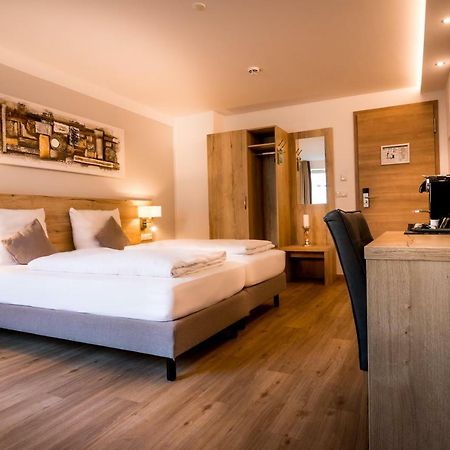 Hotel Am Kumpfmuehler Kastell Регенсбург Екстериор снимка